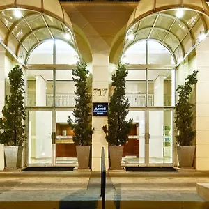 Marriott Executive Hotel